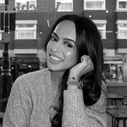 Aamna K.